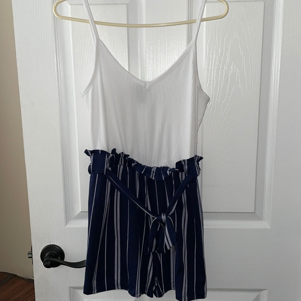 Adorable white and blue pinstripe romper size large (stretches)
